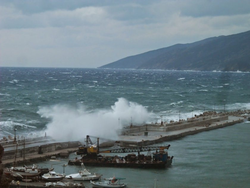 Κακοκαιρία έως και την Πέμπτη: Έρχεται η «Νεφέλη»