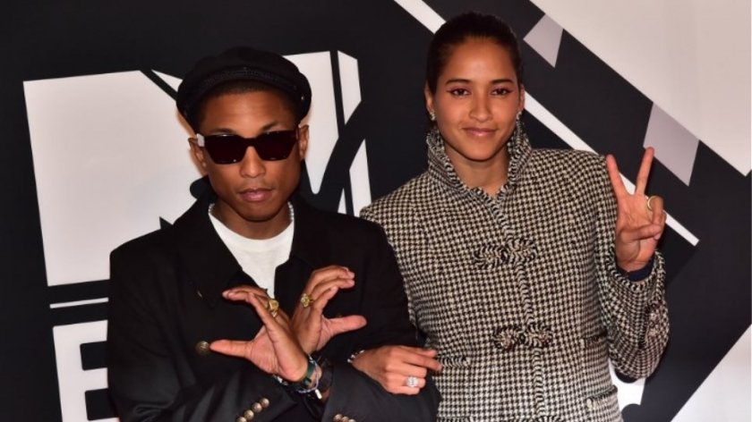 Στη Μύκονο παραθερίζει ο Pharrell Williams μαζί με τη σύζυγό του