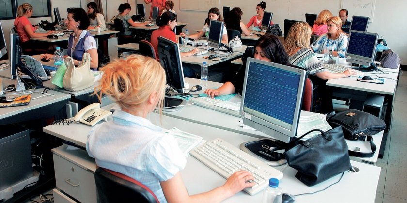 Τρεις μόνιμες θέσεις τακτικού προσωπικού στο δήμο Μυκόνου