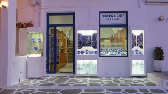 Ανοιχτά καταστήματα τις Κυριακές με απόφαση του ΣτΕ