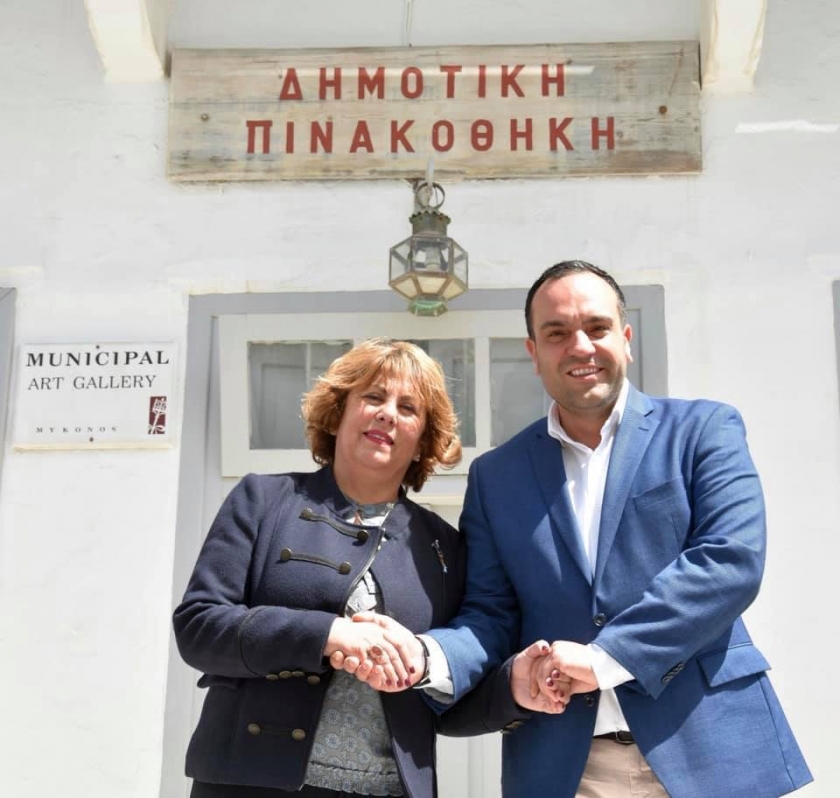 Παρούσα και η Ανδριανή Κουφού στο πλευρό του δημάρχου