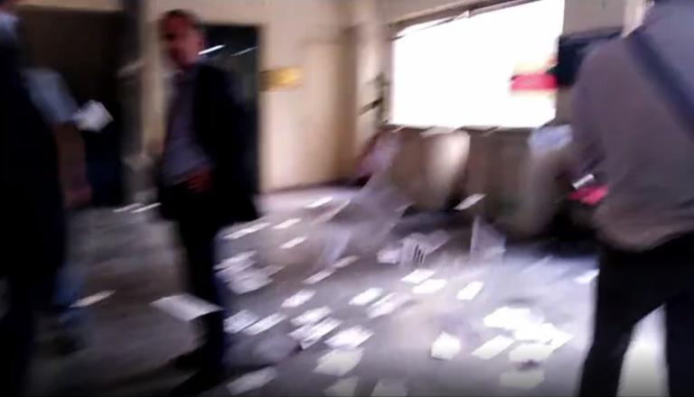 Εισβολή του Ρουβίκωνα στο υπουργείο Εργασίας