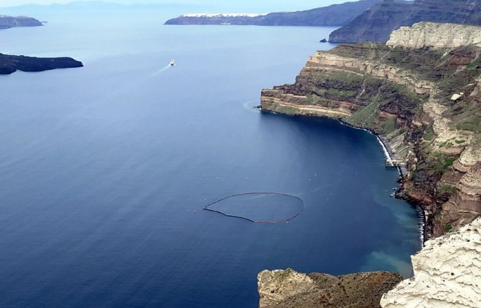 Ναυάγιο Sea Diamond: Το Υπουργείο Ναυτιλίας ανακαλεί το διαγωνισμό ανέλκυσης