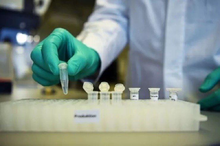 Αισχροκέρδεια στις Κυκλάδες με τα δείγματα του κορονοϊού