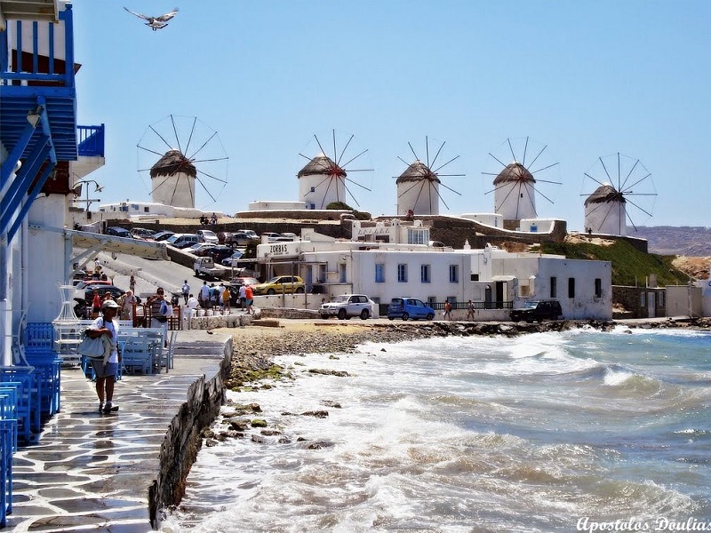 Ανακοινώνονται νέα μέτρα την Δευτέρα – Τι γίνεται με το ωράριο εστιατορίων, μπαρ και νυχτερινών κέντρων