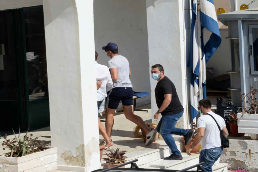 ΑΠΟΚΛΕΙΣΤΙΚΟ:Αφέθηκε ελεύθερος ο Μαγκουαιρ πριν λίγα λεπτά