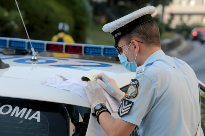 Τέσσερις παραβάσεις για μη χρήση μάσκας στη Μύκονο
