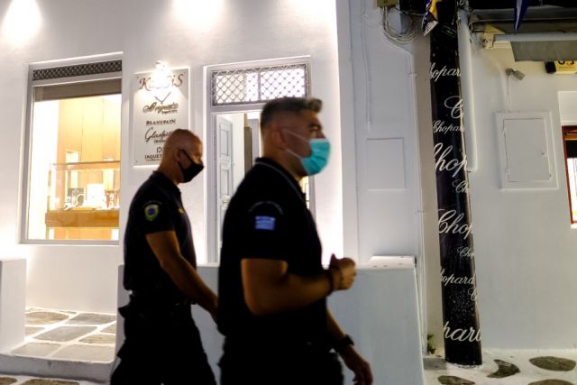 Έπιασαν τους ληστές που έκλεβαν στα σοκάκια της Μυκόνου