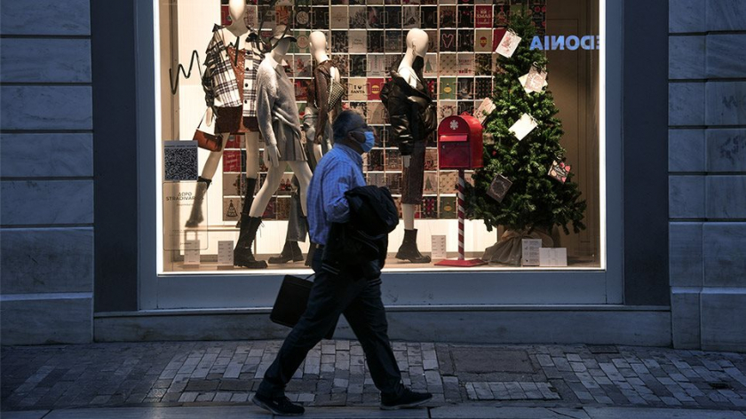 «Παράθυρο» για άνοιγμα του λιανεμπορίου σε «ζώνες»