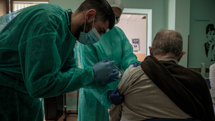 Τέσσερα τα κρούσματα που καταγράφηκαν στη Μύκονο την Τρίτη