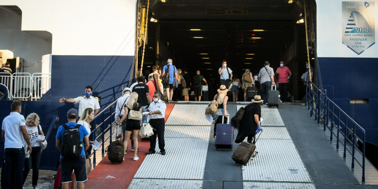 Αυτά είναι τα έκτακτα μέτρα απαγόρευσης μετακινήσεων για το Πάσχα -Θα ισχύουν έως και τη Δευτέρα, 10 Μαΐου