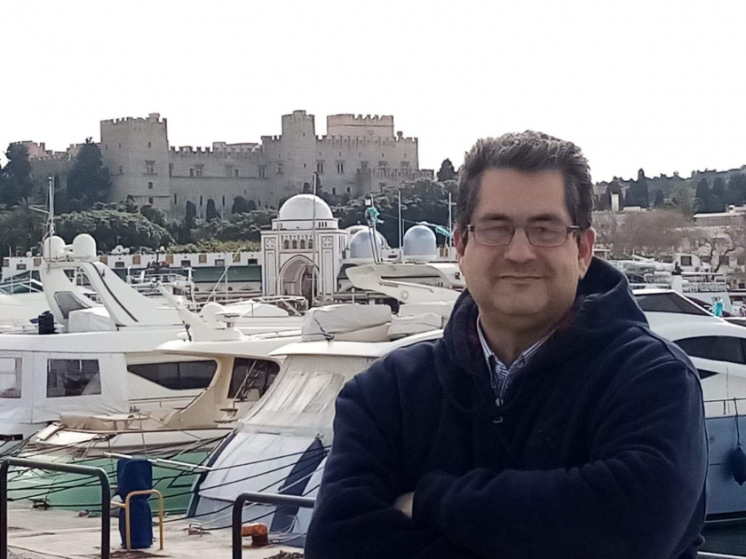 Πανάκριβα  εγκαίνια “εκλεκτών” με λεφτά του λαού