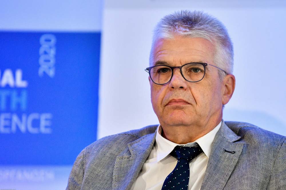 Καθηγητής Γώγος: “Δεν ήταν δική μας εισήγηση η απόφαση τα μέτρα στη Μύκονο”