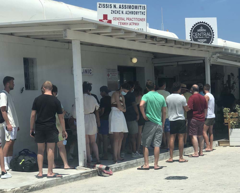 Μειώθηκαν αισθητά τα κρούσματα στην Μύκονο