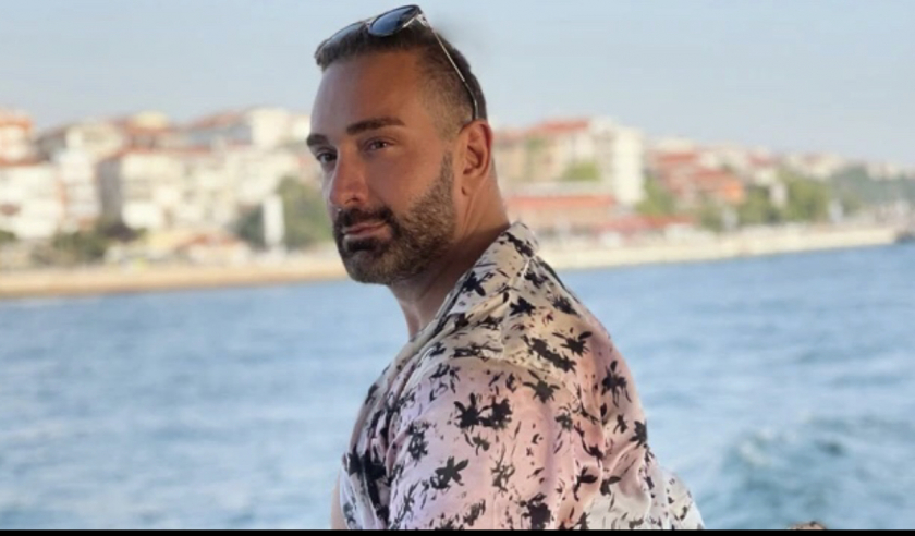 Στη Μύκονο ο Νικος Κοκλώνης