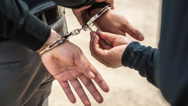 Σύλληψη ημεδαπού για παράβαση σε κατάστημα στη Μύκονο