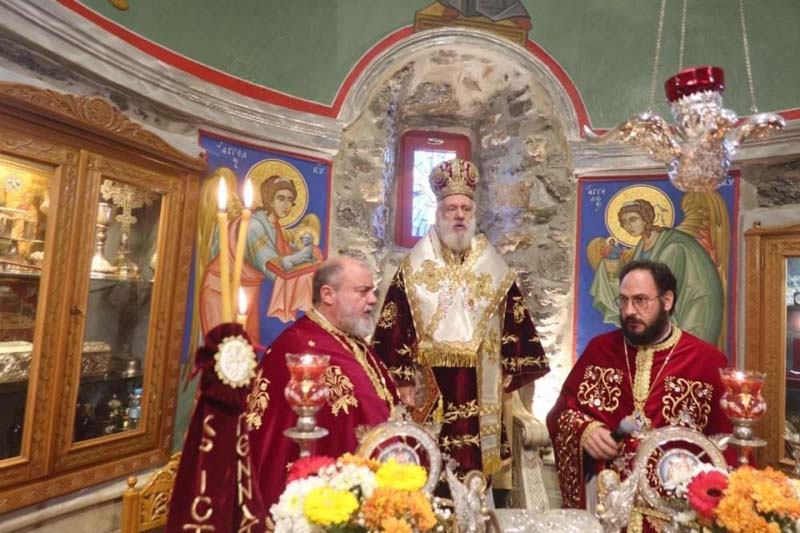 Ο Σεβασμιώτατος κ. Δωρόθεος Β’ ιερούργησε σήμερα το πρωί στον Μητροπολιτικό Ναό Μυκόνου