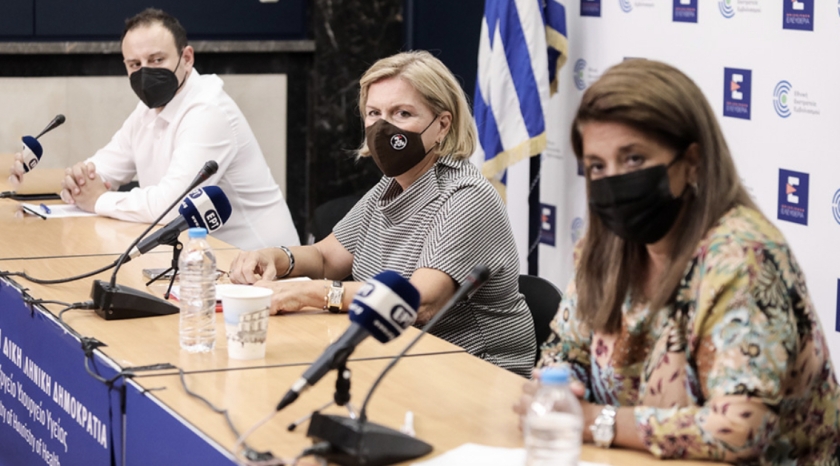 Κορωνοϊός: Τέλος στα πιστοποιητικά εμβολιασμού με επαναμόλυνση &#8211; Ποιοι εξαιρούνται
