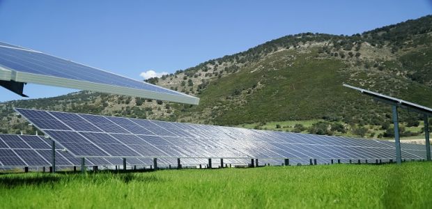 Aνοίγει η πλατφόρμα για μικρά φωτοβολταϊκά στις Κυκλάδες