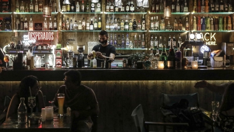 Έρχονται ανακοινώσεις για άρση των περιορισμών: Οι εισηγήσεις που θα γίνουν την Τετάρτη