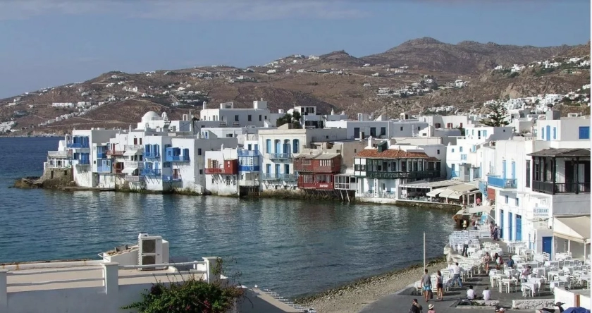 Ηλεκτρονικό «δόκανο» στις luxury villas που νοικιάζονται σε πλούσιους
