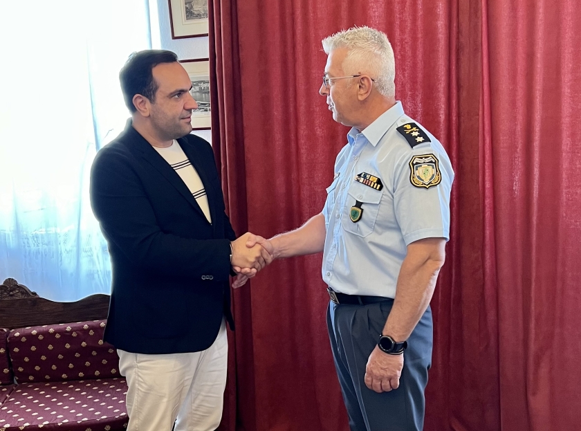 Συνάντηση εργασίας του Δημάρχου Μυκόνου με το νέο Γενικό Περιφερειακό Αστυνομικό Διευθυντή Ν. Αιγαίου