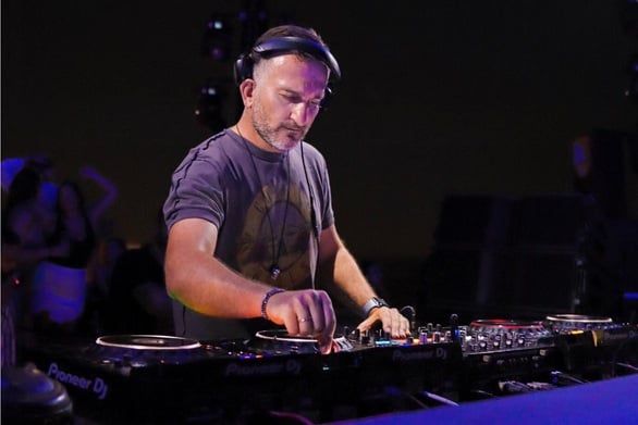 Dj Freespirit &#8211; Για 22η συνεχόμενη σεζόν στο θρυλικό Cavo Paradiso