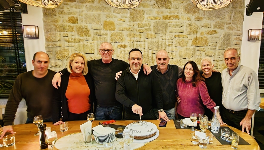 Η πίτα της δευτεροβάθμιας σχολικής επιτροπής