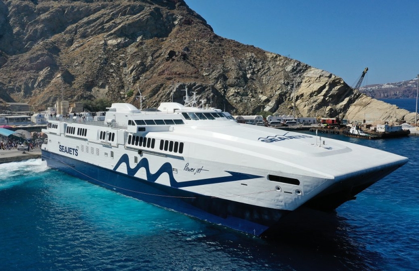 Νέα πλοία και δρομολόγια για τις Κυκλάδες