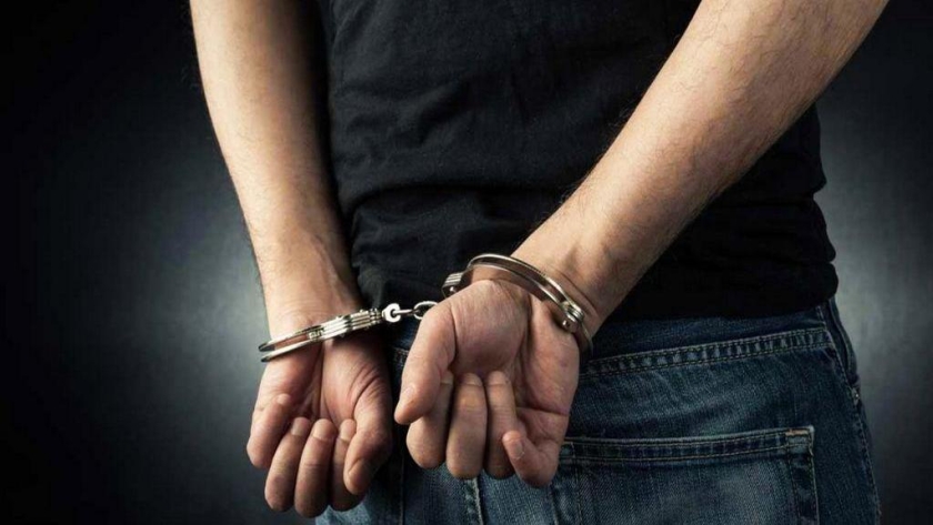 Σύλληψη ημεδαπού για ναρκωτικά στη Μύκονο