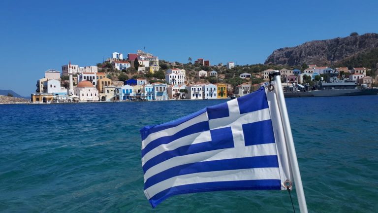 Αισιόδοξα τα μηνύματα για τη φετινή τουριστική περίοδο
