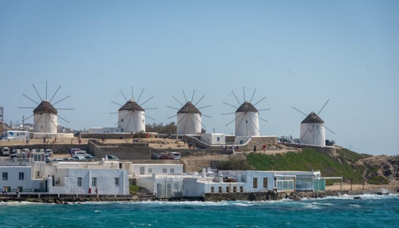 Στα ύψη τα ενοίκια,φωτιά οι τιμές και στις Κυκλάδες