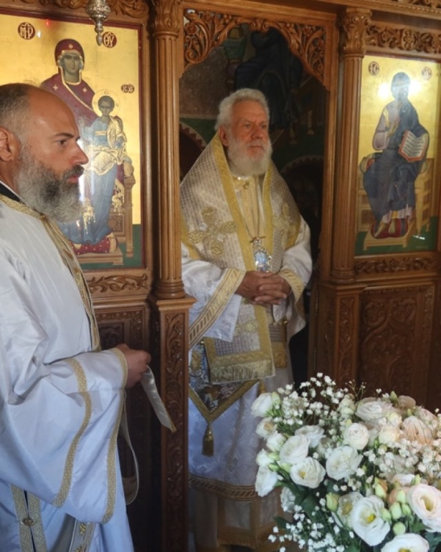 Αρχιερατική Ιερουργία στον Ιερό Ναό του Αγίου Ιωάννου &#8220;των Ψηφίδων&#8221; στην Άνω Μερά Μυκόνου