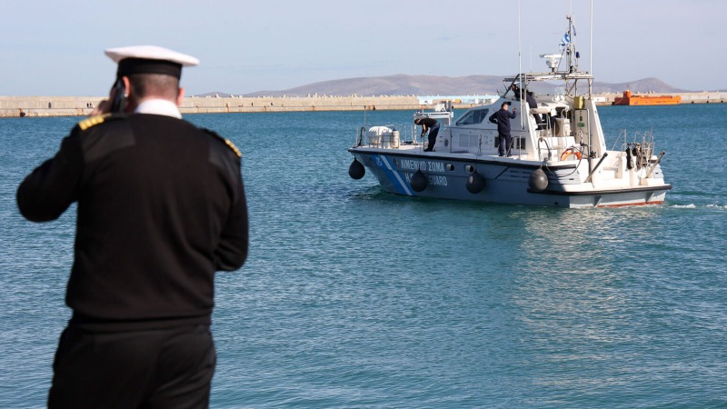 Προσάραξε τουριστικό σκάφος στη Μύκονο με επτά επιβαίνοντες
